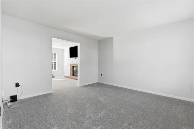 $519,900 | 318 Village Drive, Mars, PA 16046