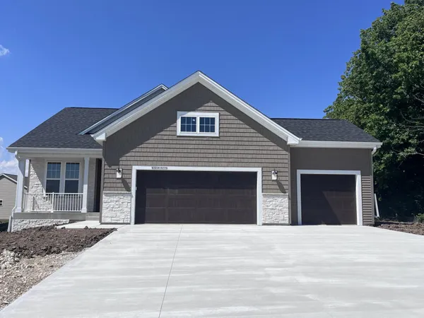 $649,900 | N101-w16770 Gunflint Trail, Germantown, WI 53022