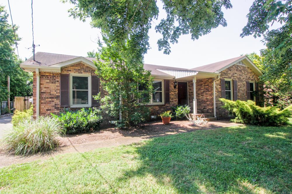 108 Grapevine Road Hendersonville, TN 37075 - Photo 2 of 30 Gallery Image 2