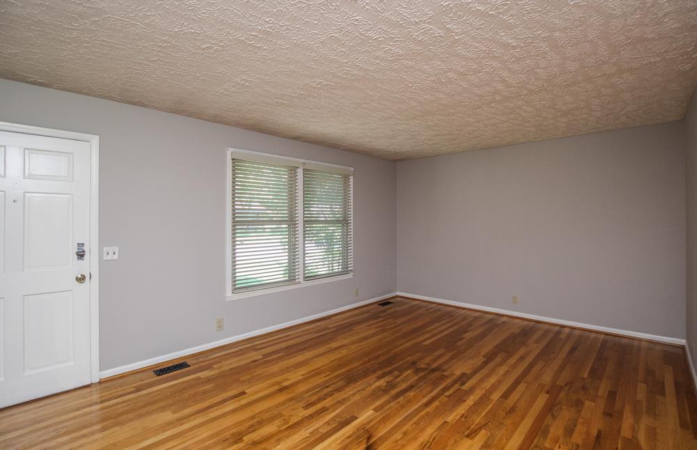 108 Grapevine Road Hendersonville, TN 37075 - Photo 4 of 30 Gallery Image 4