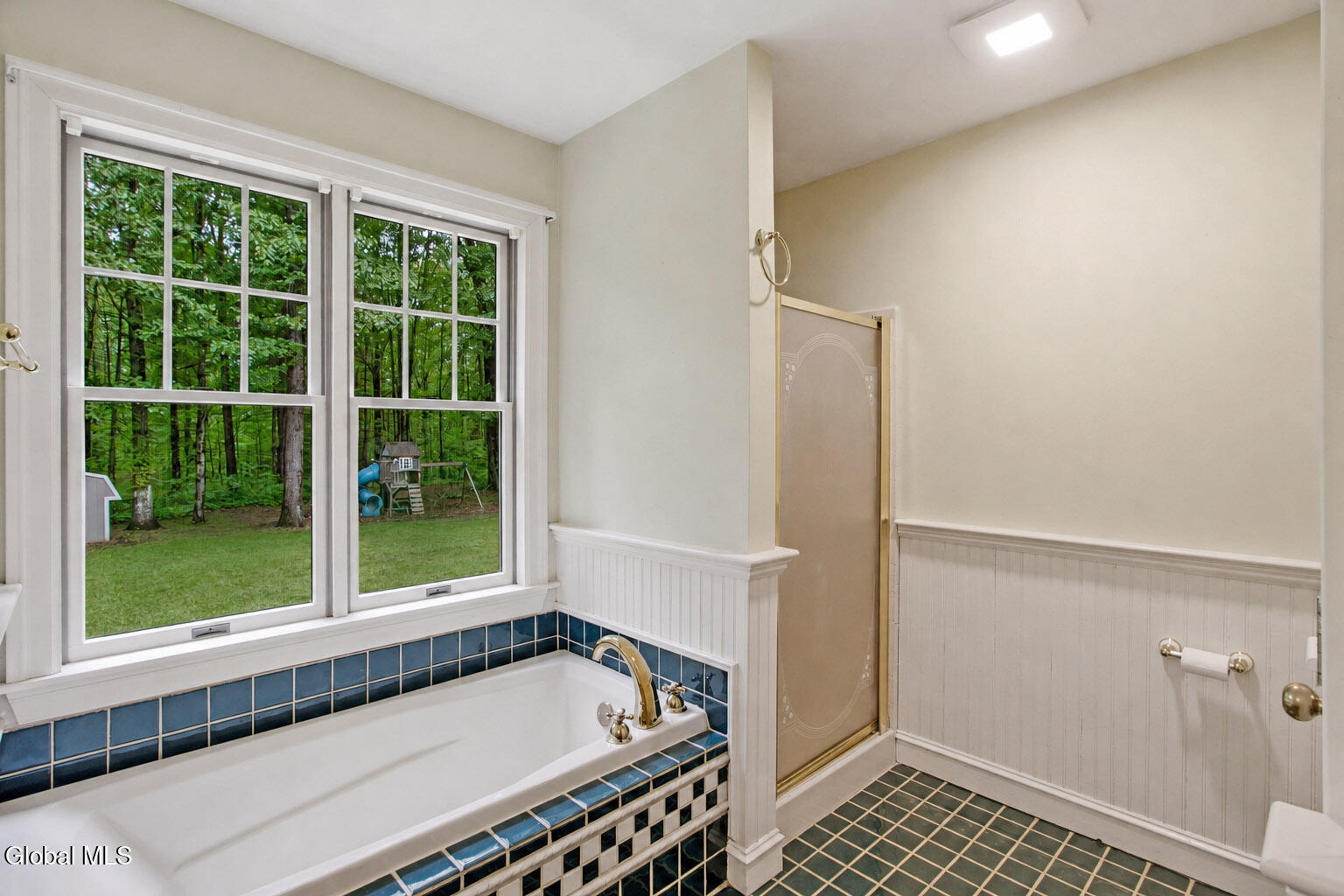 376 County Rte 76 Mechanicville, NY 12118 - Photo 19 of 41 1stFl-PrimaryBath (2)