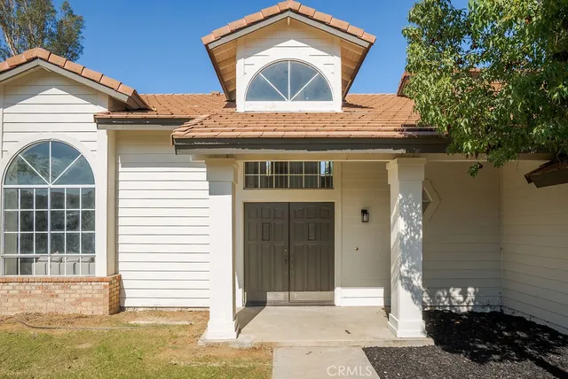 $1,049,000 | 15425 Brookview Court, Riverside, CA 92504