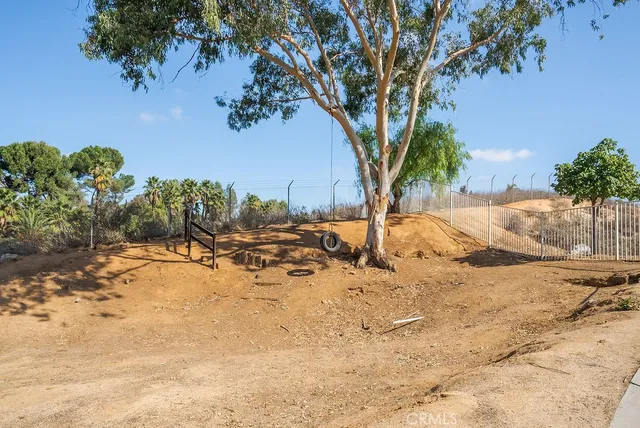 $1,049,000 | 15425 Brookview Court, Riverside, CA 92504