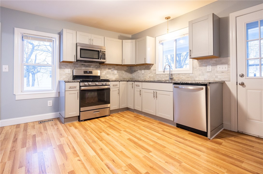 282 St Barnabe Street Woonsocket, RI 02895 - Photo 15 of 46