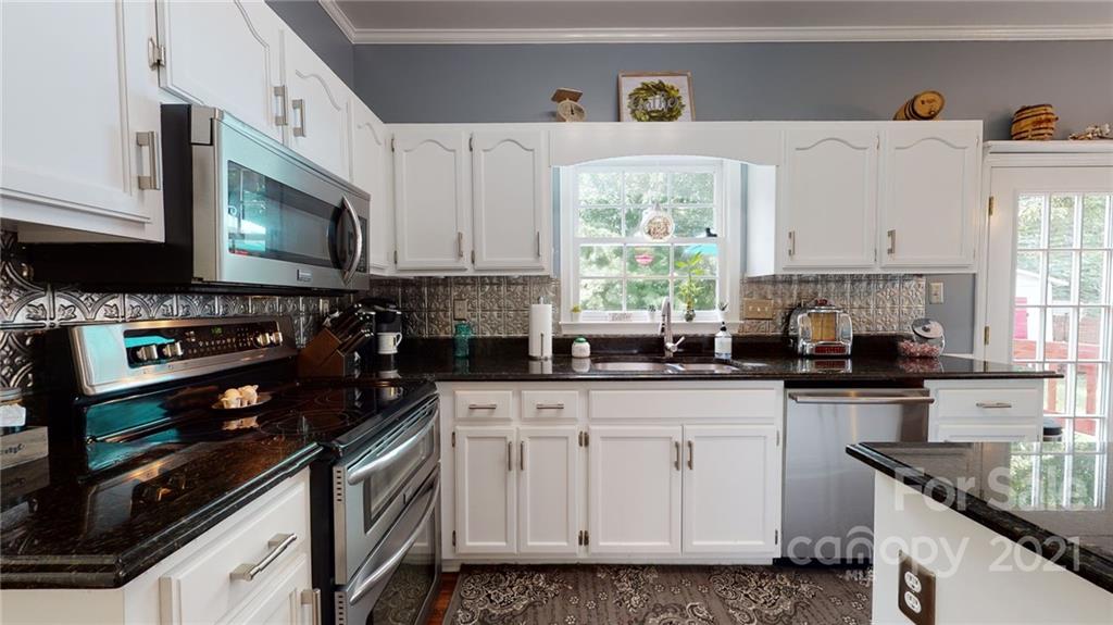 12601 Levins Hall Road Huntersville, NC 28078 - Photo 9 of 32 Gallery Image 9