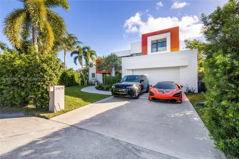 $4,995,000 | 2101 Northeast 20th Avenue, Wilton Manors, FL 33305