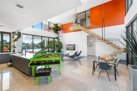 $4,995,000 | 2101 Northeast 20th Avenue, Wilton Manors, FL 33305