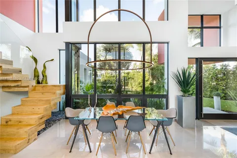 $4,995,000 | 2101 Northeast 20th Avenue, Wilton Manors, FL 33305