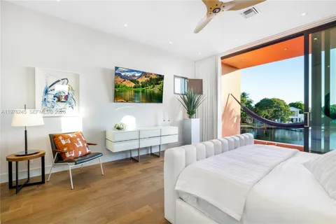 $4,995,000 | 2101 Northeast 20th Avenue, Wilton Manors, FL 33305