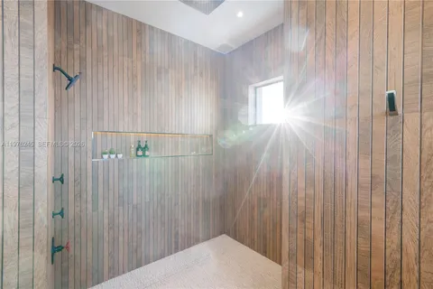 $4,995,000 | 2101 Northeast 20th Avenue, Wilton Manors, FL 33305