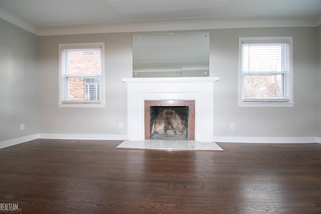 4494 Yorkshire Road Detroit, MI 48224 - Photo 5 of 29 31369411-4.JPG