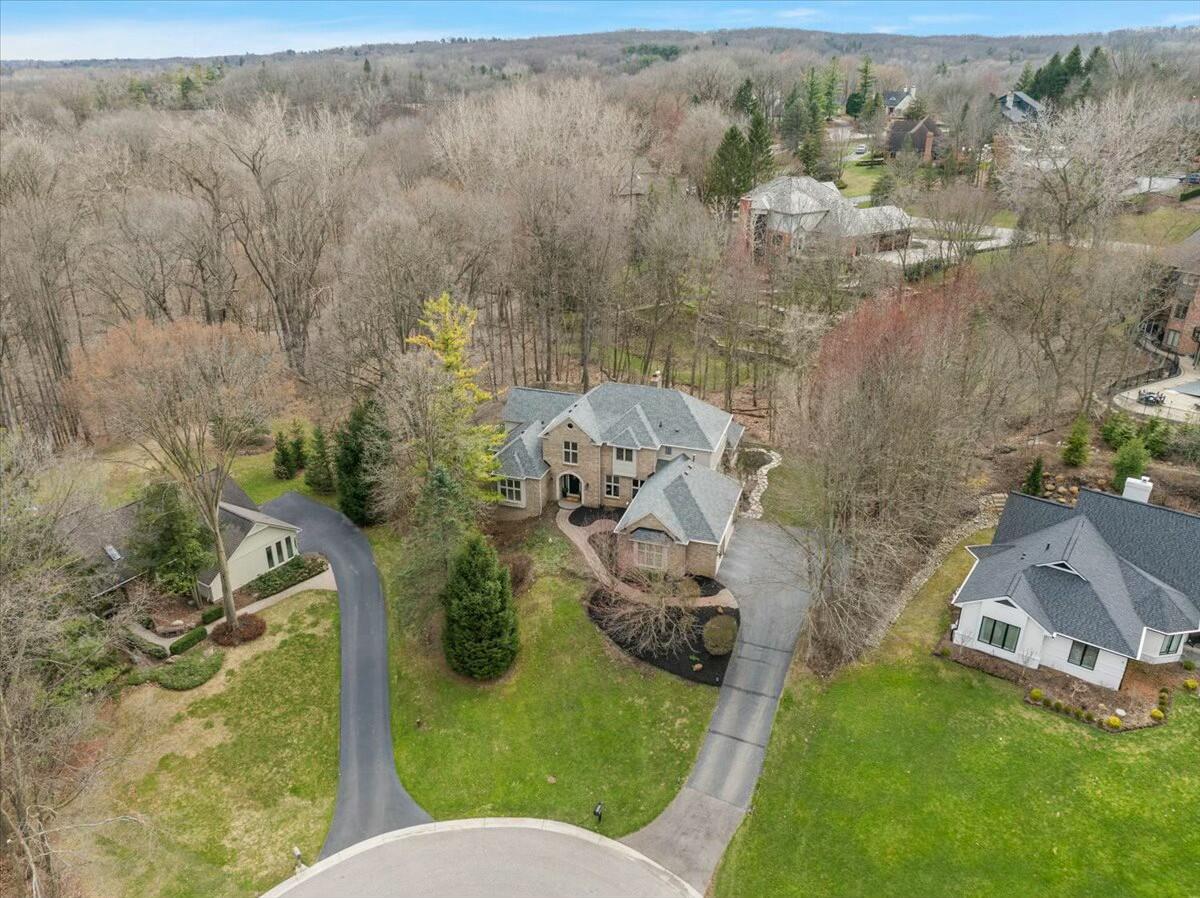 4770 Forest Ridge Court Rochester, MI 48306 - Photo 12 of 72 tempImageeBgQm3