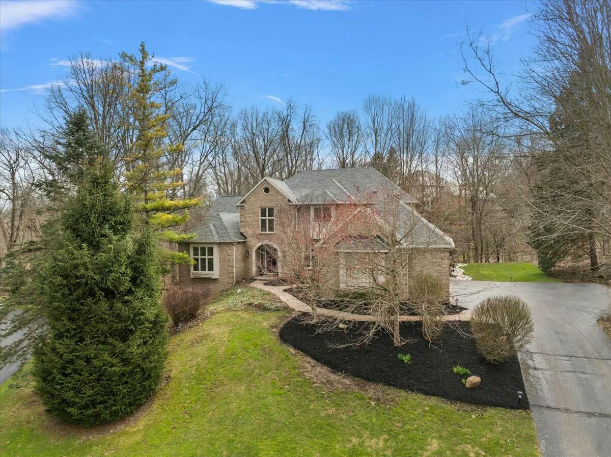 4770 Forest Ridge Court Rochester, MI 48306 - Photo 3 of 72 tempImageG1qXd0