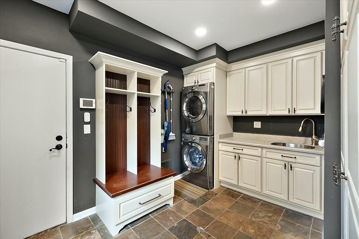 4770 Forest Ridge Court Rochester, MI 48306 - Photo 40 of 72 tempImageNTLPQr