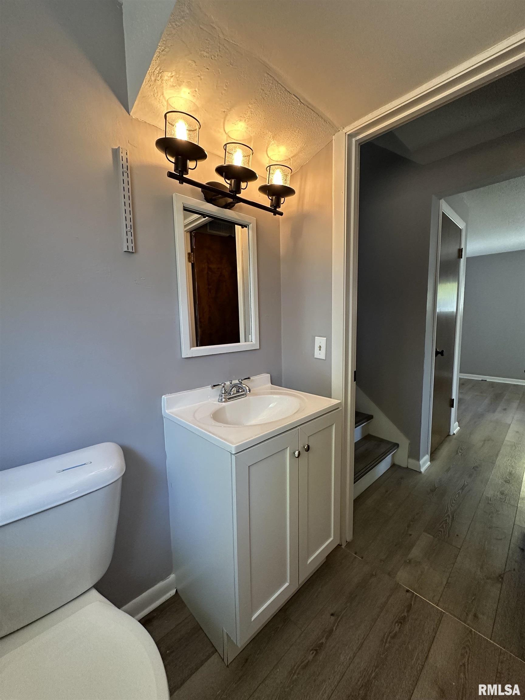 1312 Debbie Lane Macomb, IL 61455 - Photo 16 of 24