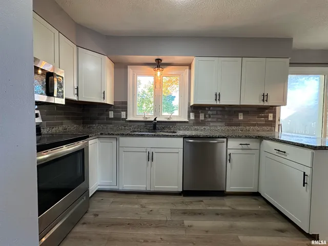 $126,500 | 1312 Debbie Lane, Macomb, IL 61455