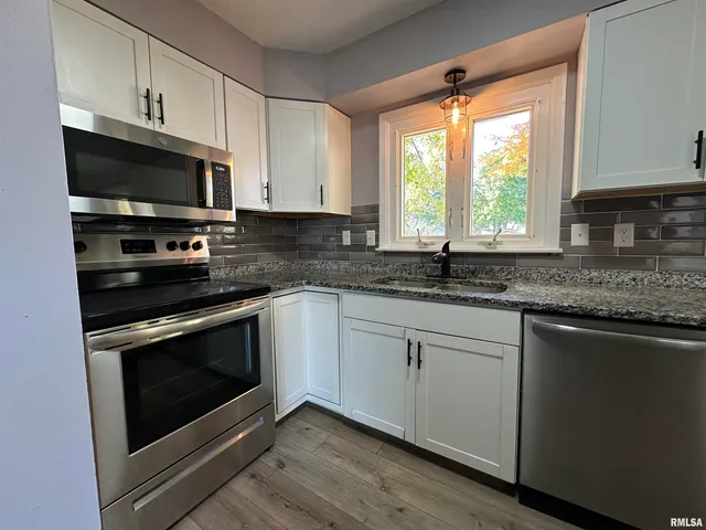 $126,500 | 1312 Debbie Lane, Macomb, IL 61455