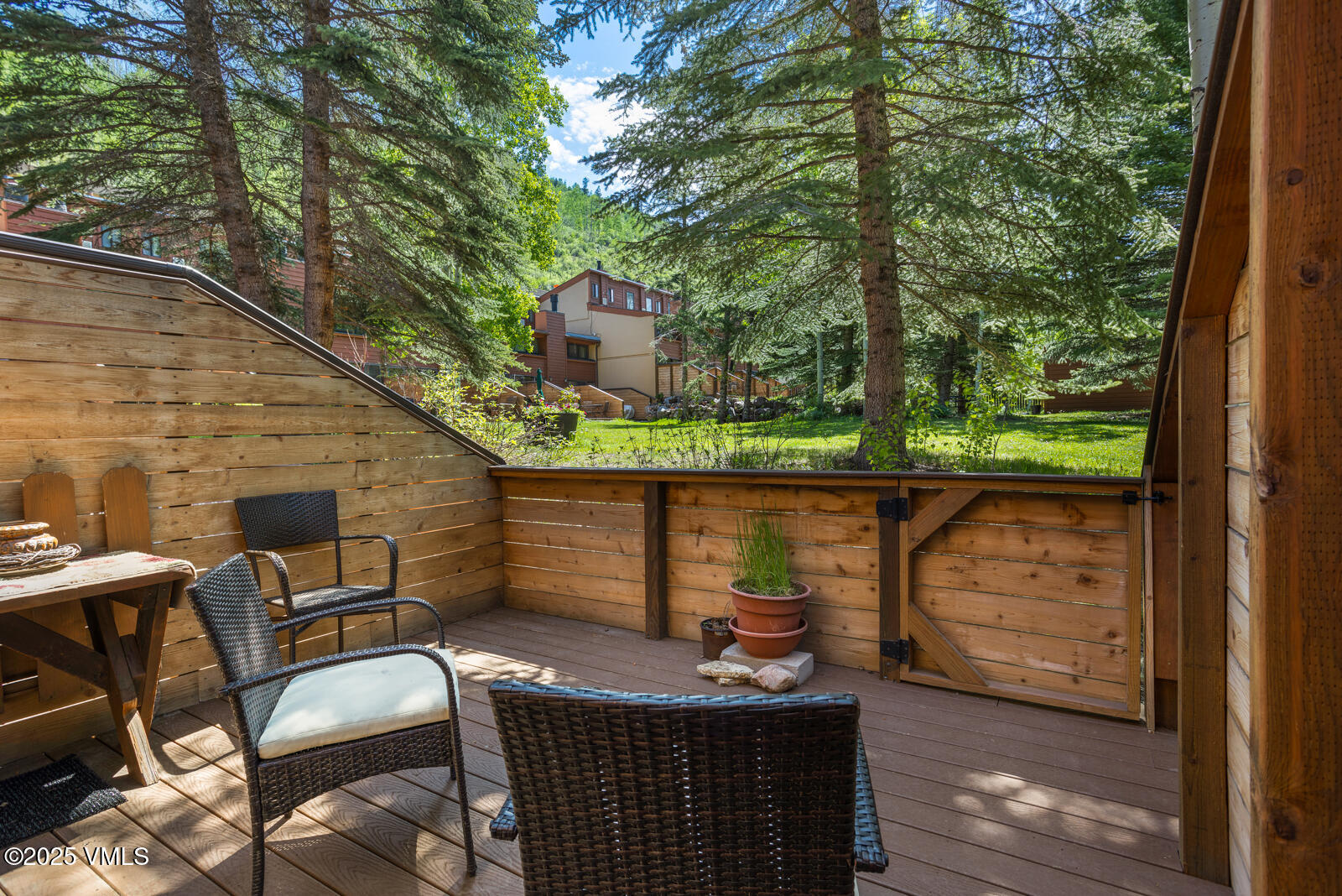 4506 Spruce Way, Unit 2 Vail, CO 81657 - Photo 13 of 38 4506 Spruce Way 2 MLS-28