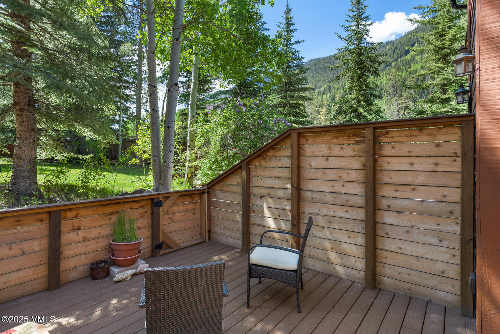 4506 Spruce Way, Unit 2 Vail, CO 81657 - Photo 14 of 38 4506 Spruce Way 2 MLS-27