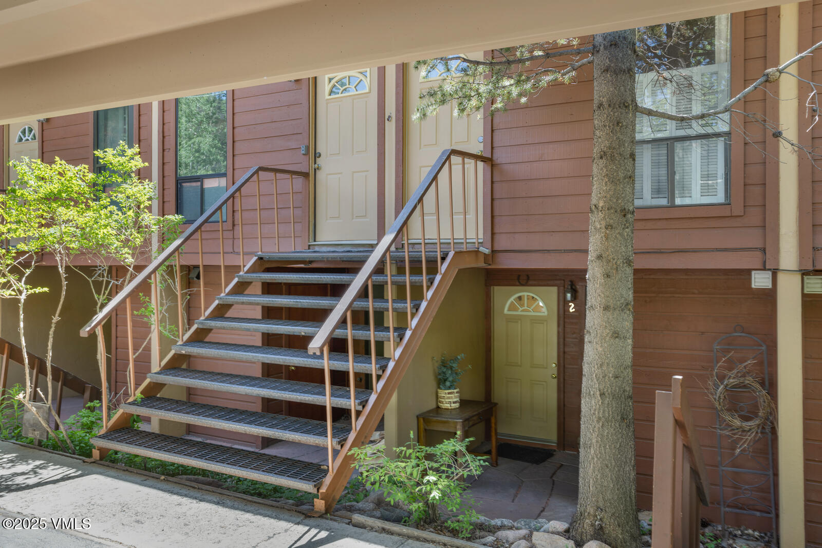 4506 Spruce Way, Unit 2 Vail, CO 81657 - Photo 2 of 38 4506 Spruce Way 2 MLS-33