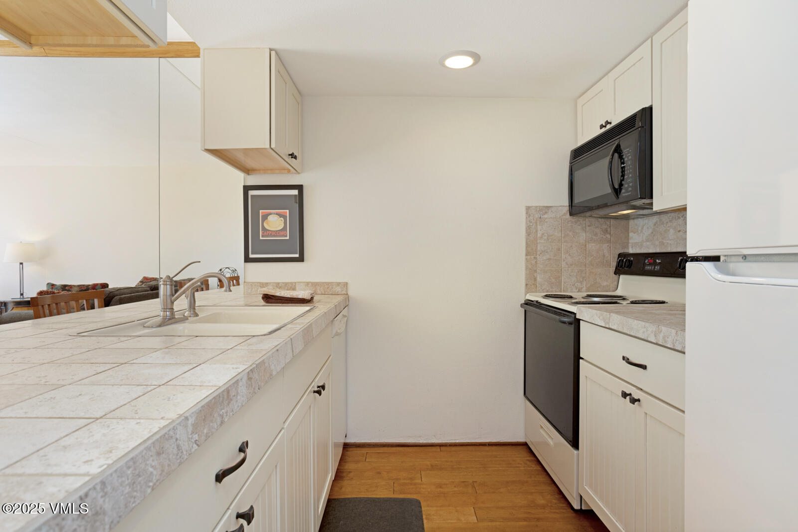 4506 Spruce Way, Unit 2 Vail, CO 81657 - Photo 8 of 38 4506 Spruce Way 2 MLS-17