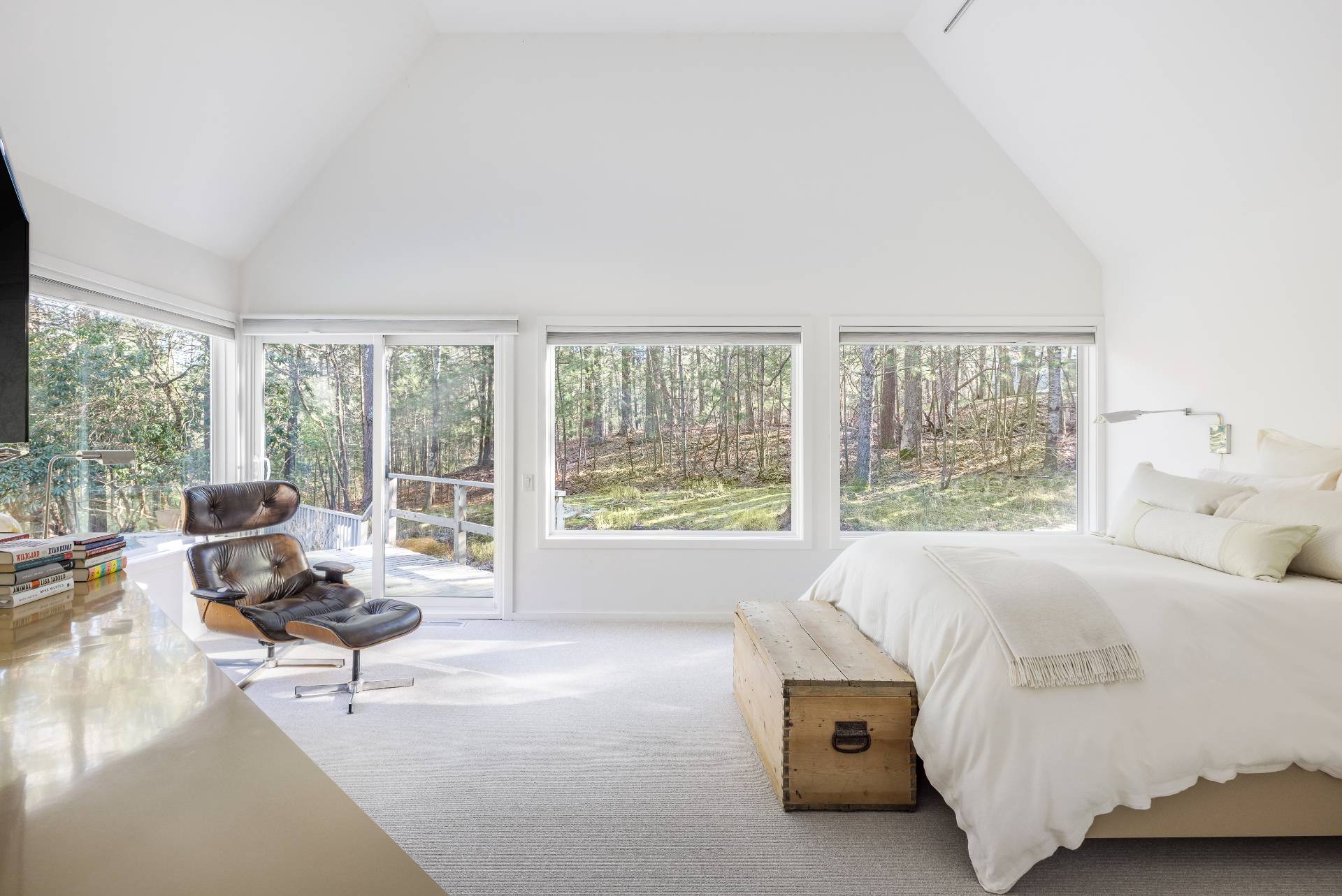 89 Bull Path East Hampton, NY 11937 - Photo 8 of 15