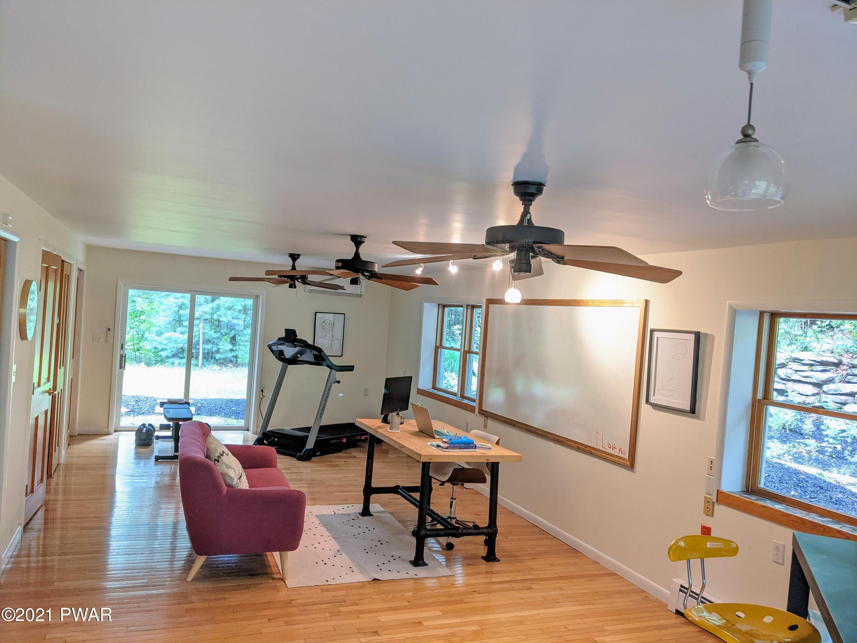 97 Reservoir Road Dallas, PA 18612 - Photo 18 of 48