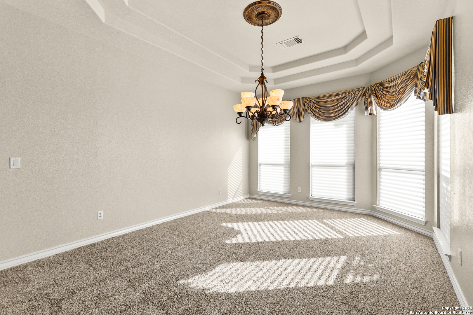 3204 Crystal Path San Antonio, TX 78259 - Photo 11 of 57