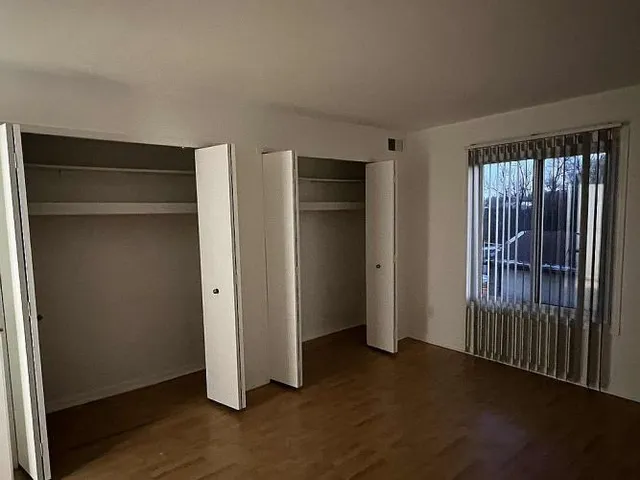 $109,000 | 30445 West 14 Mile Road, Unit 59, Farmington Hills, MI 48334