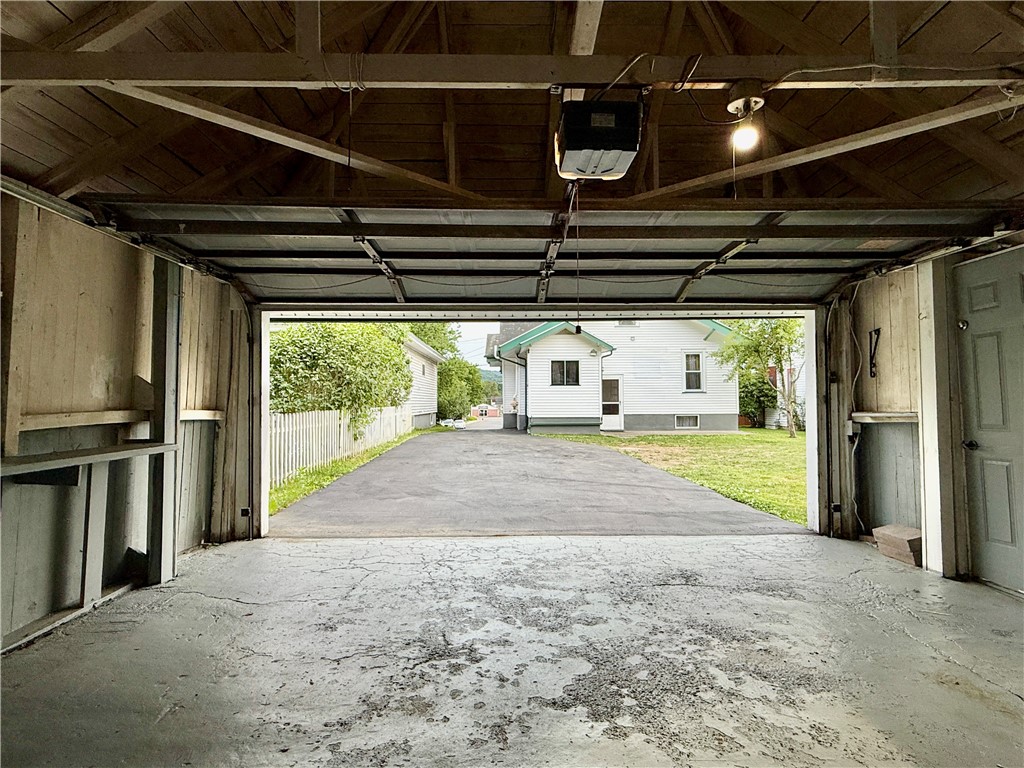 18 Madison Avenue Oneonta, NY 13820 - Photo 34 of 40