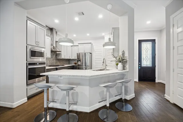 $849,000 | 2430 Sheridan Street, Houston, TX 77030