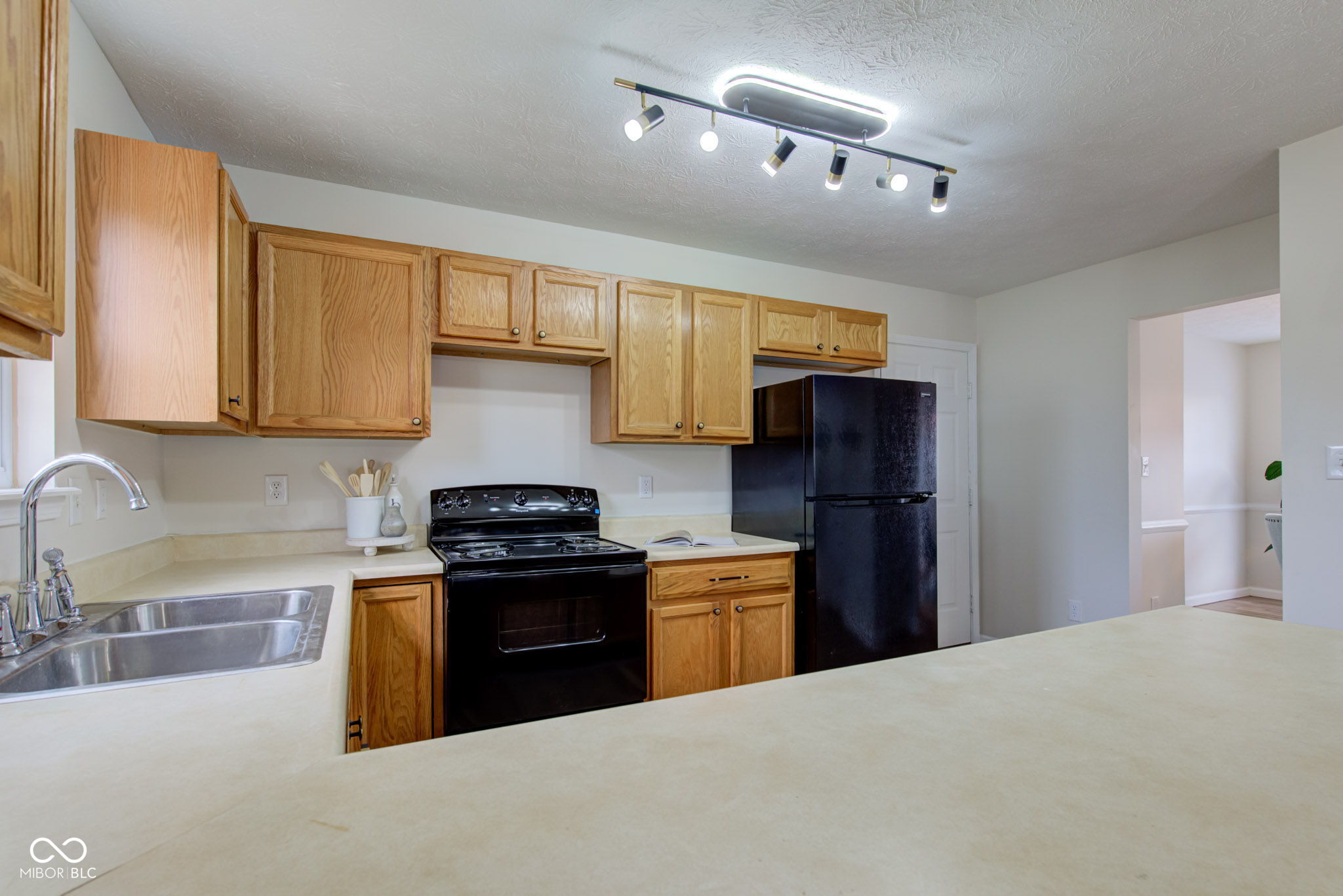 10046 Gate Drive Indianapolis, IN 46239 - Photo 20 of 69