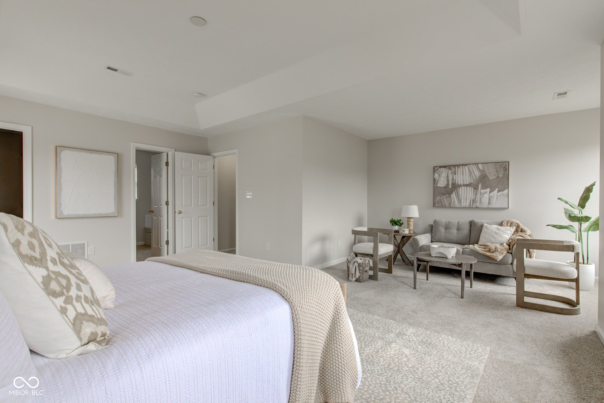 10046 Gate Drive Indianapolis, IN 46239 - Photo 32 of 69