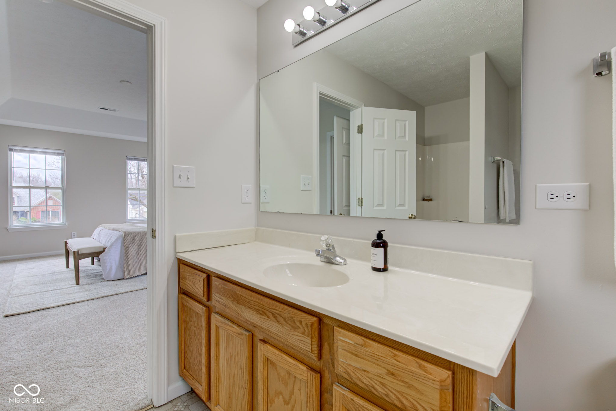 10046 Gate Drive Indianapolis, IN 46239 - Photo 37 of 69