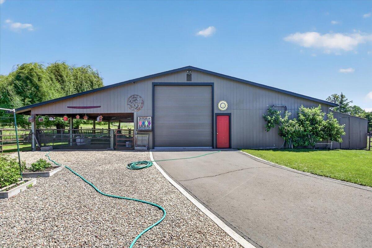 39 East Valley View Road Ashland, OR 97520 - Photo 52 of 73 64-64