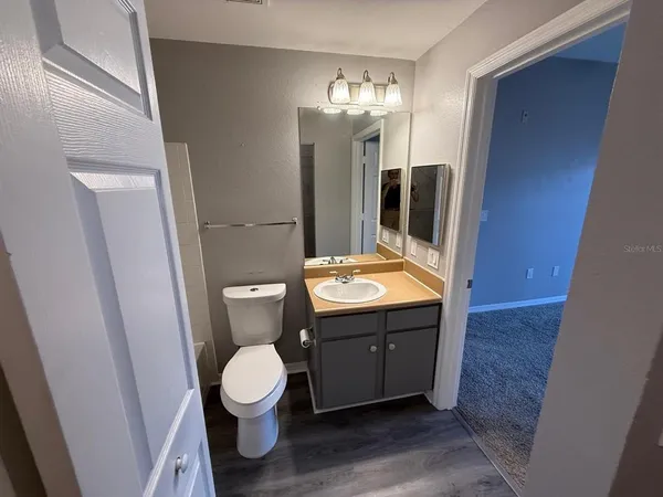 $203,000 | 2015 Erving Circle, Unit 307, Ocoee, FL 34761