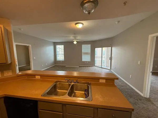 $203,000 | 2015 Erving Circle, Unit 307, Ocoee, FL 34761
