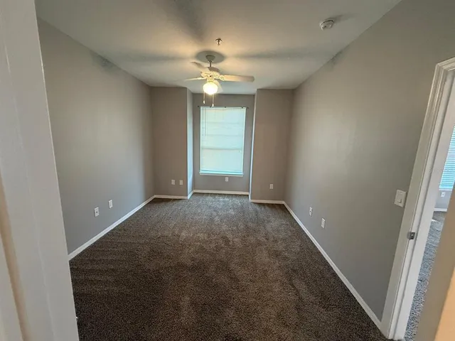 $207,000 | 2015 Erving Circle, Unit 307, Ocoee, FL 34761