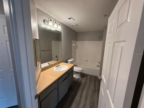 $203,000 | 2015 Erving Circle, Unit 307, Ocoee, FL 34761