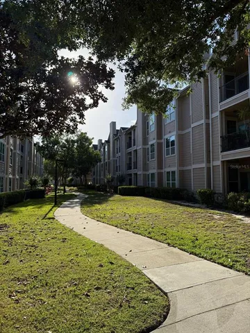 $207,000 | 2015 Erving Circle, Unit 307, Ocoee, FL 34761