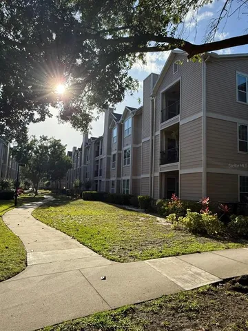 $207,000 | 2015 Erving Circle, Unit 307, Ocoee, FL 34761