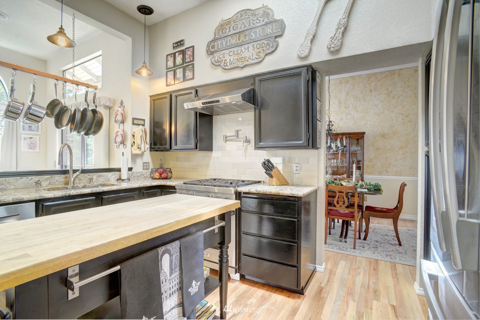 2214 237th Street Southeast Bothell, WA 98021 - Photo 7 of 35 Gallery Image 7
