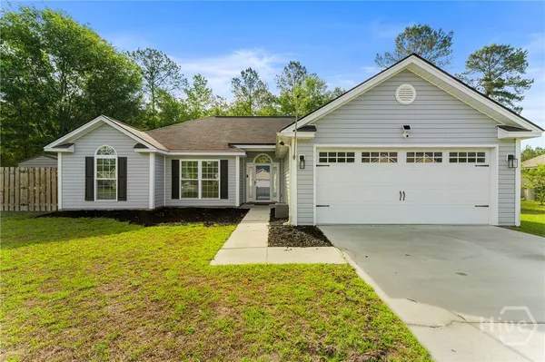 $320,000 | 40 Abigail Circle, Ellabell, GA 31308