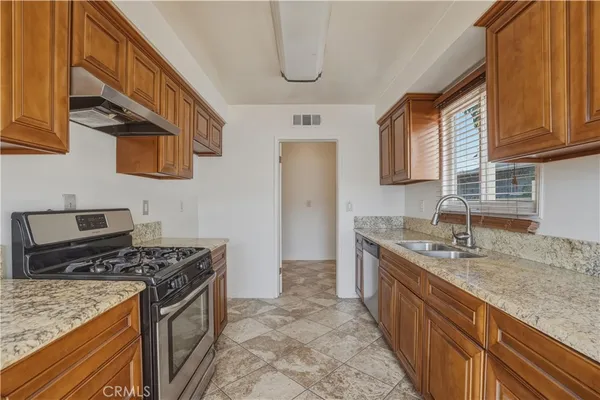 $789,900 | 14808 Aztec Street, Sylmar, CA 91342