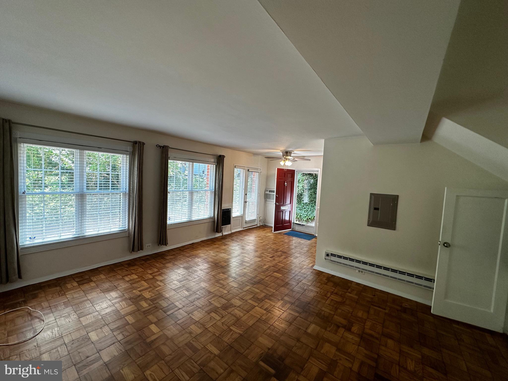 1718 Preston Road Alexandria, VA 22302 - Photo 10 of 19