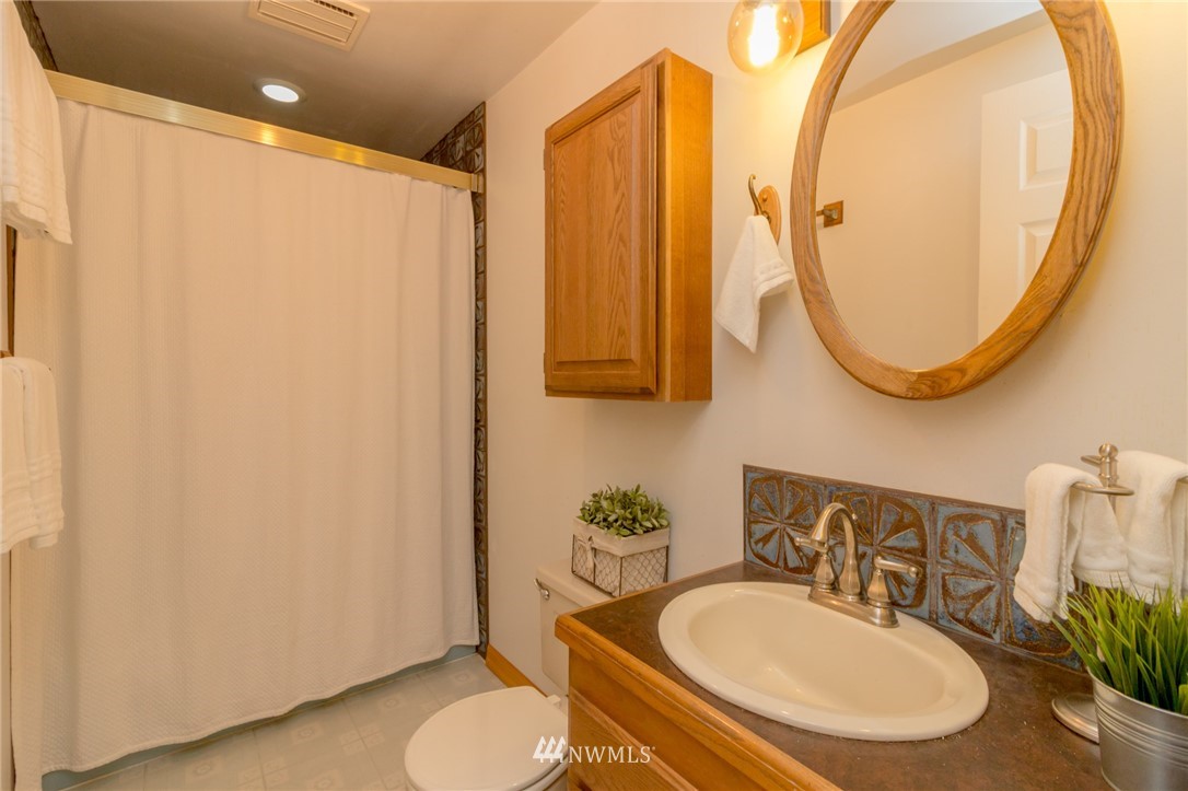 13600 Southeast 170th Street Renton, WA 98058 - Photo 19 of 25 Gallery Image 19