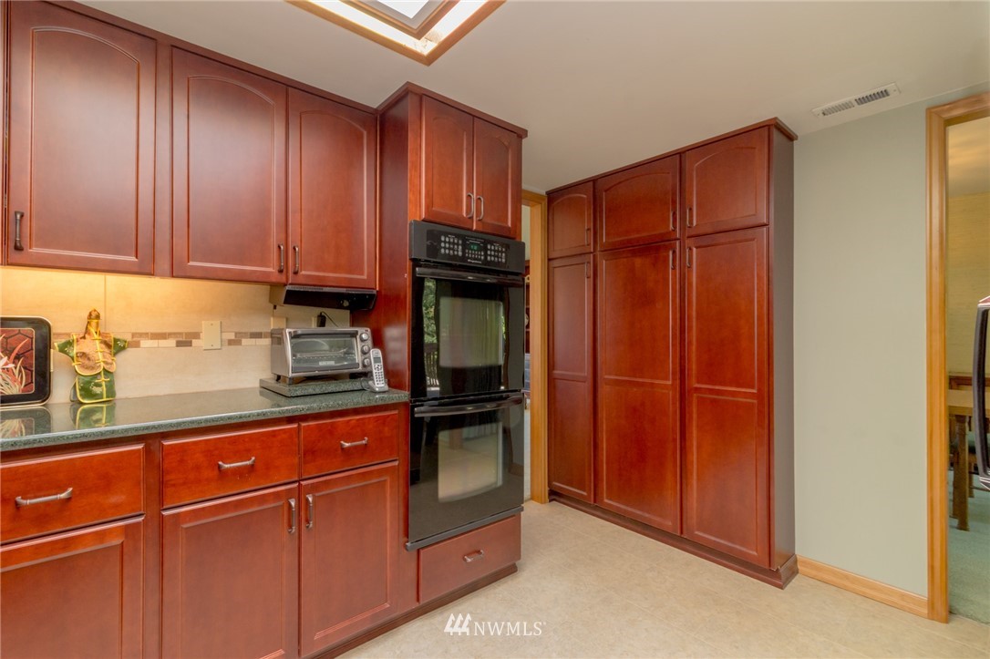 13600 Southeast 170th Street Renton, WA 98058 - Photo 6 of 25 Gallery Image 6