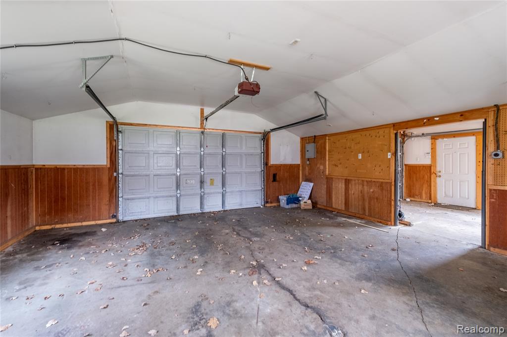 8219 North Genesee Road Mount Morris, MI 48458 - Photo 17 of 28