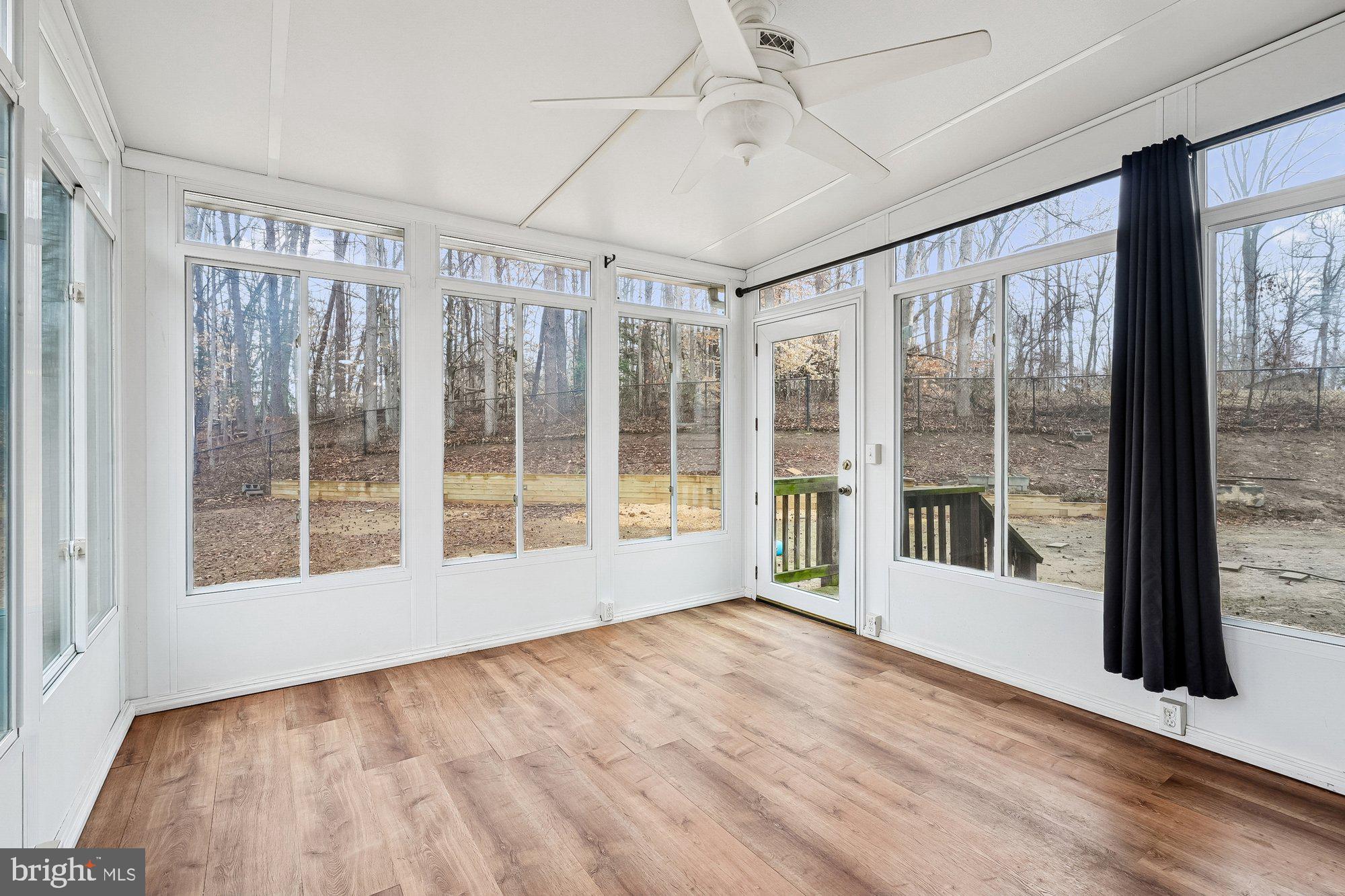 1515 Brooke Road Stafford, VA 22554 - Photo 7 of 20 Sun Room