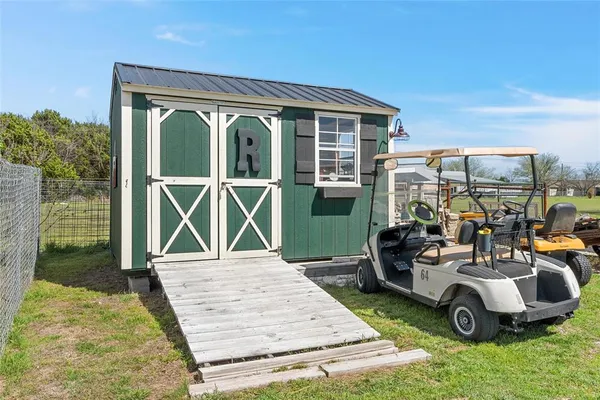 $349,900 | 248 Rabbit Shadow Trail, Whitney, TX 76692